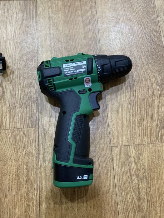 HIKOKI DS12DF Шуруповерт