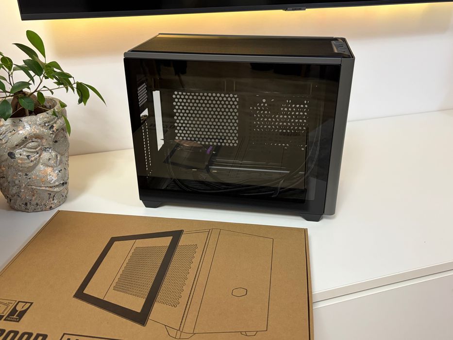 Cooler Master NR200P Max + AIO 280mm