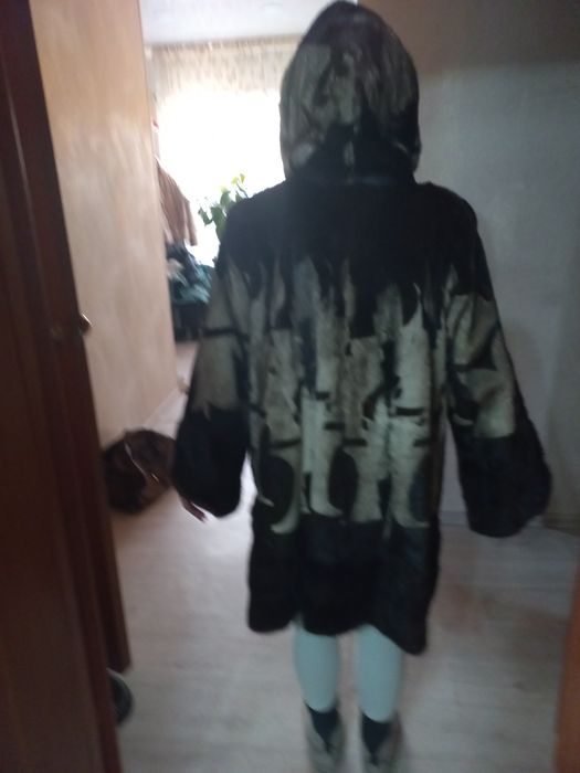Продам шубу норковую