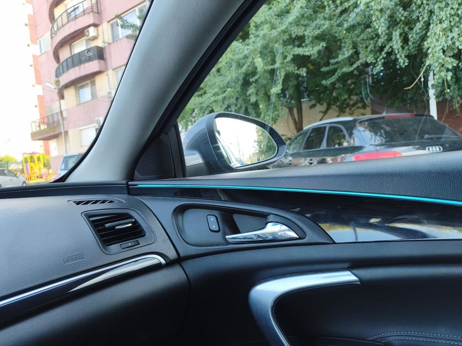 Montez lumini ambientale Audi BMW Mercedes Volkswagen Dacia Opel Renault Peugeot Seat Ford Skoda Porsche Range Rober Jaguar Fiat Mazda