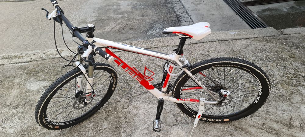 Vând  bicicletă Cube stare 10/10 ca nouă