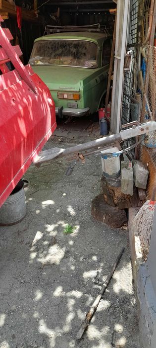 Продавам ремарке