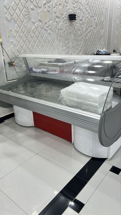 Vetrinniy xaladelnik sotiladi