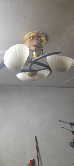 люстра потолочная