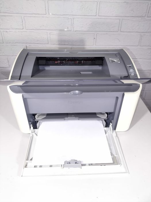 Принтер Canon LBP 2900 в хорошем состоянии