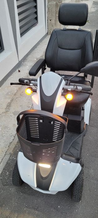 Carucior electric scuter electric scaun electric pentru persoane cu dizabilitate! Este ca nou an 2021!