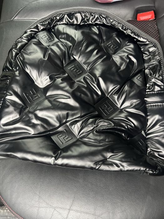 Дамска раница нова с етикет