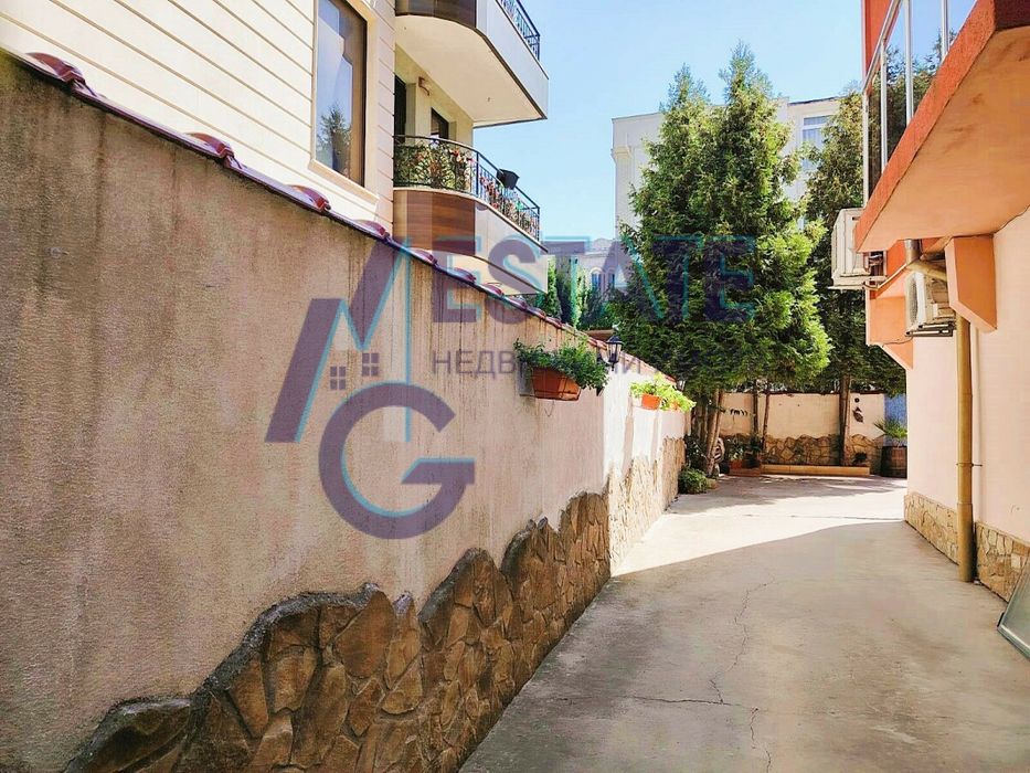 Продава се Тристаен апартамент в Несебър - 55 кв.м за 853 €/кв.м - Снимка #12