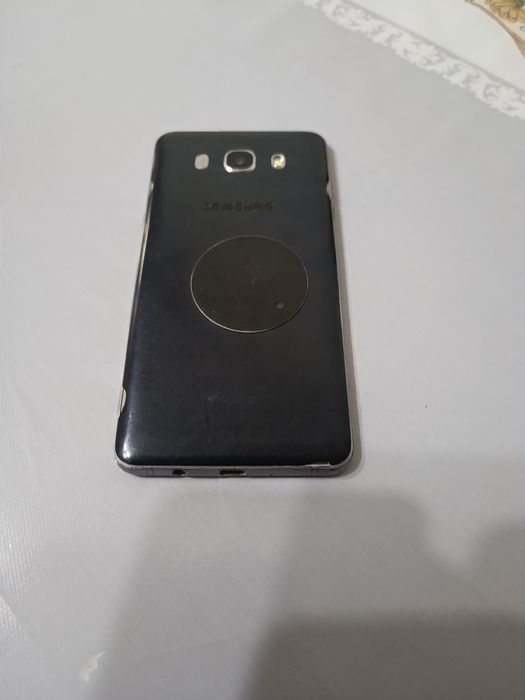 Продам телефон на запчасти