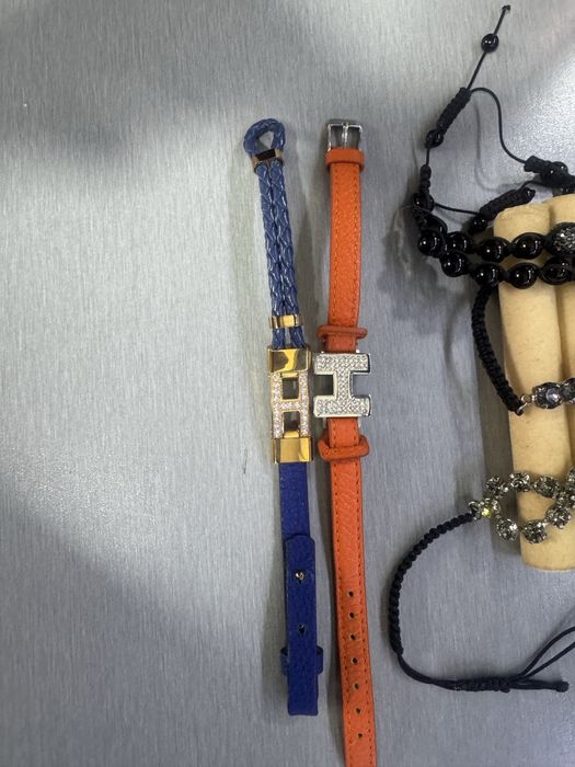 Нови гривни с кристали