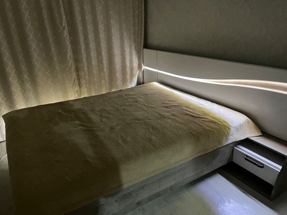 Продается 2х спальная кровать