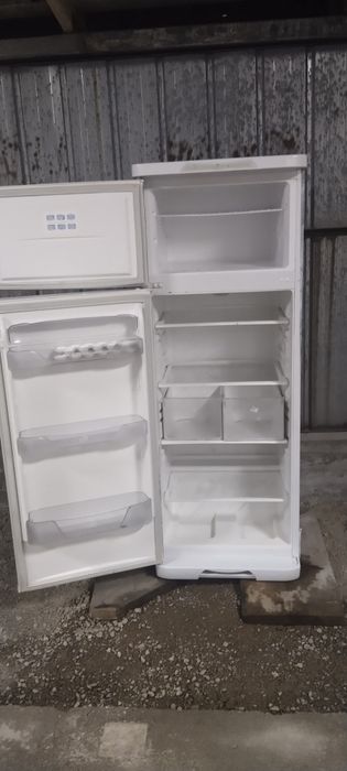Продам холодильник Бирюса