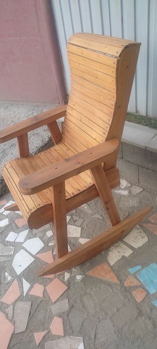 Кресло-качалка продам