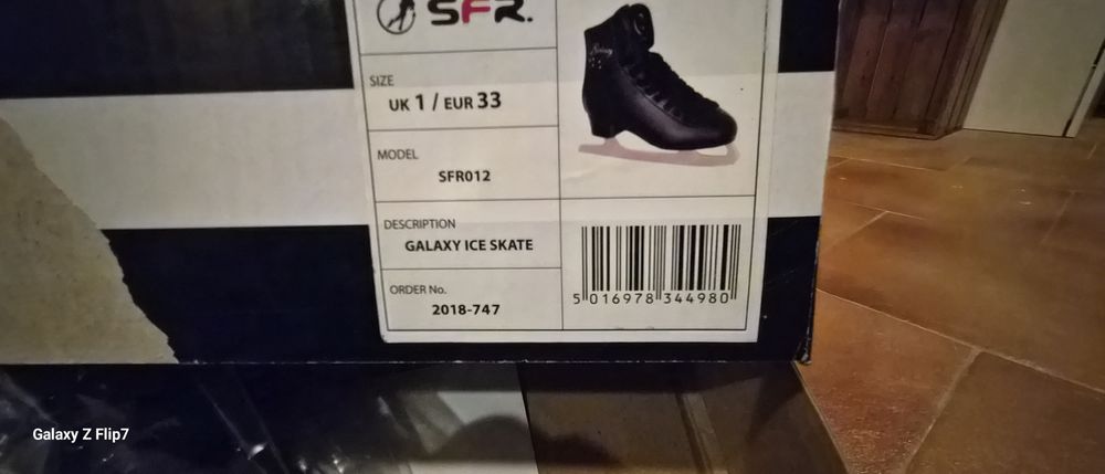 Patine gheata masura 33