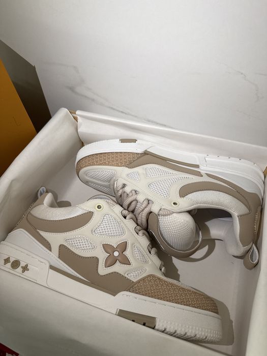 Lv skates cream/white