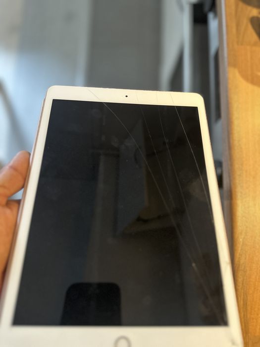 Vand Apple Ipad generatia 7