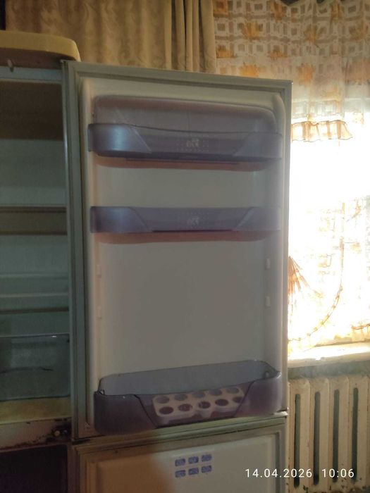 Продам холодильник