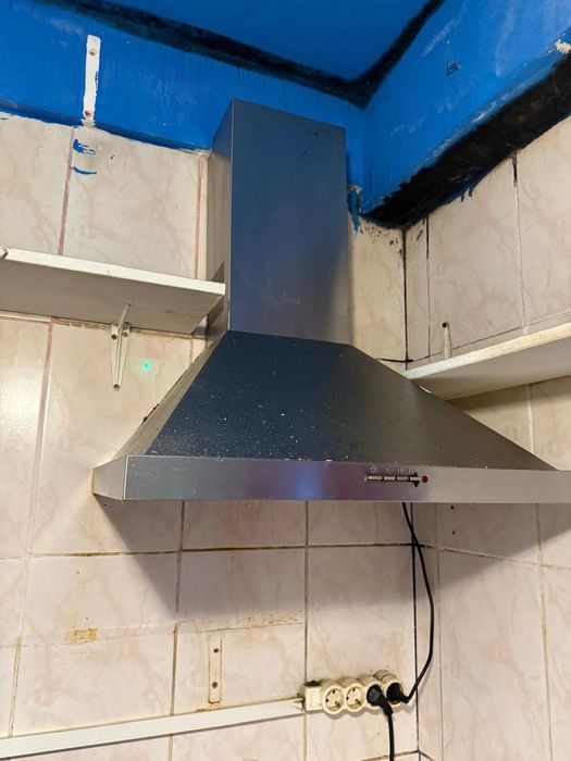 Hota bucătărie folosită