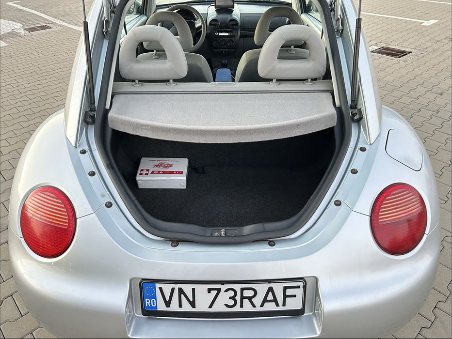 Masina New Beetle