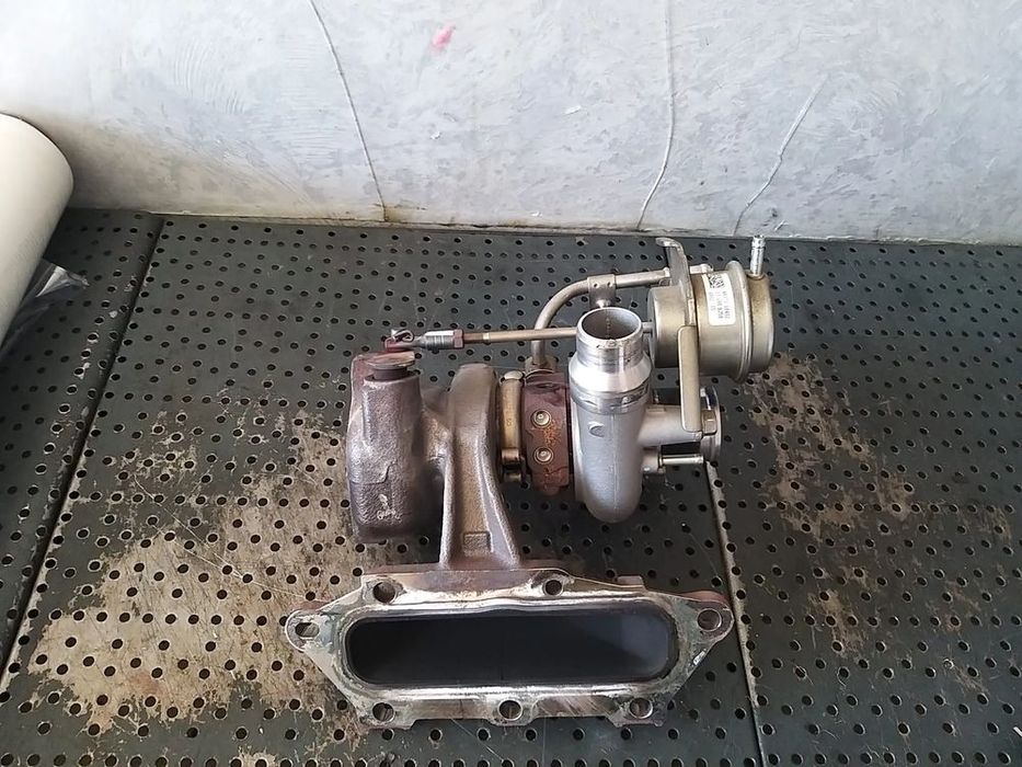 Turbina 0.9 b renault clio 4 144108035r 8201234380 4937318402
