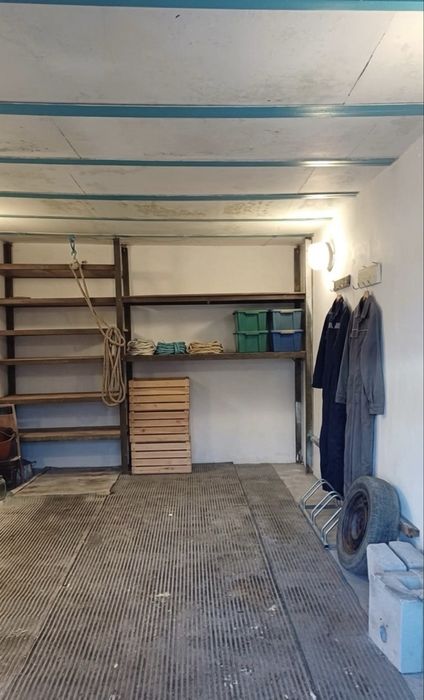 Продам Гараж в старом городе на карьере.