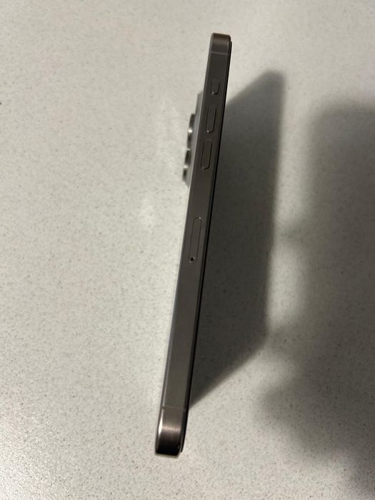 Продам Apple iPhone 15 pro max