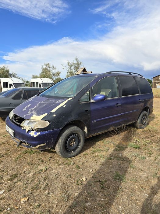 Автомобиль FORD GALAXY
