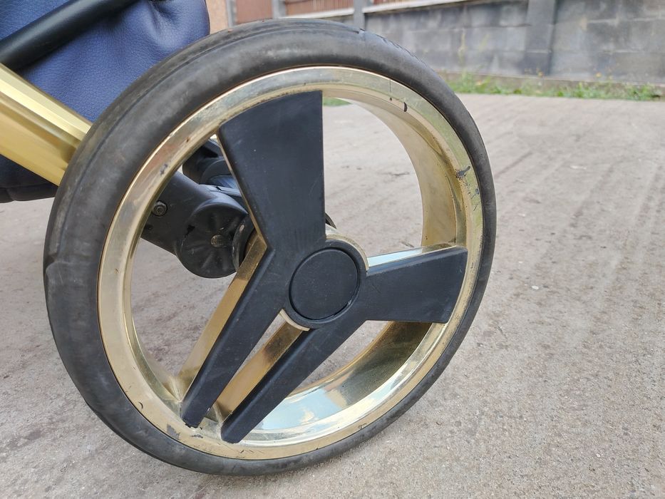 Бебешка количка Junama Diamond