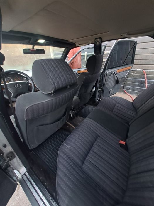 Продается Мерседес W124