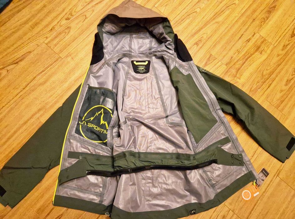 Geaca La Sportiva waterproof 45k, munte, tura, ski, goretex. Ocazie!