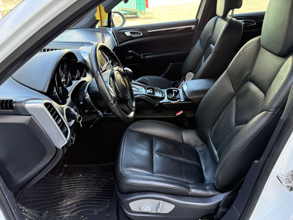 Porsche Cayenne ~ 2014 ~ 3.0TDI 245CP ~ Stare PERFECTA ~ Unic Prop ~ 3000€ Investitie anul acesta ~