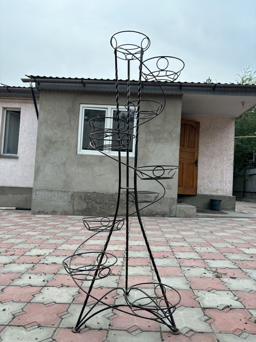 Стойка для цветов