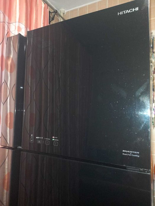 Продам холодильник