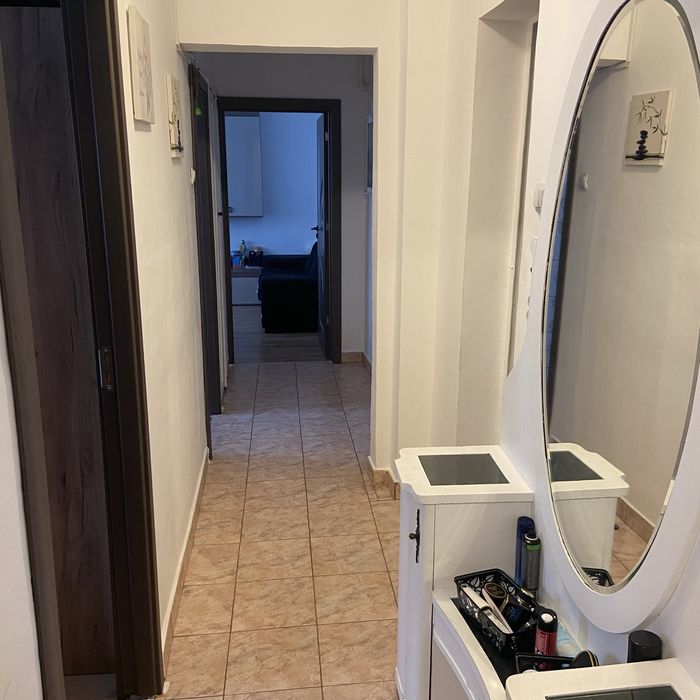 Apartament cu 3 camere