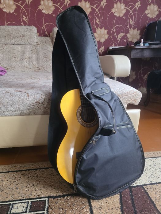 Гитара в отличном состоянии