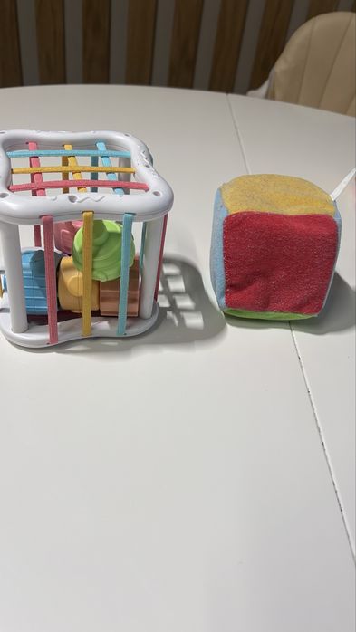 Продам развивающие игрушки 1-3