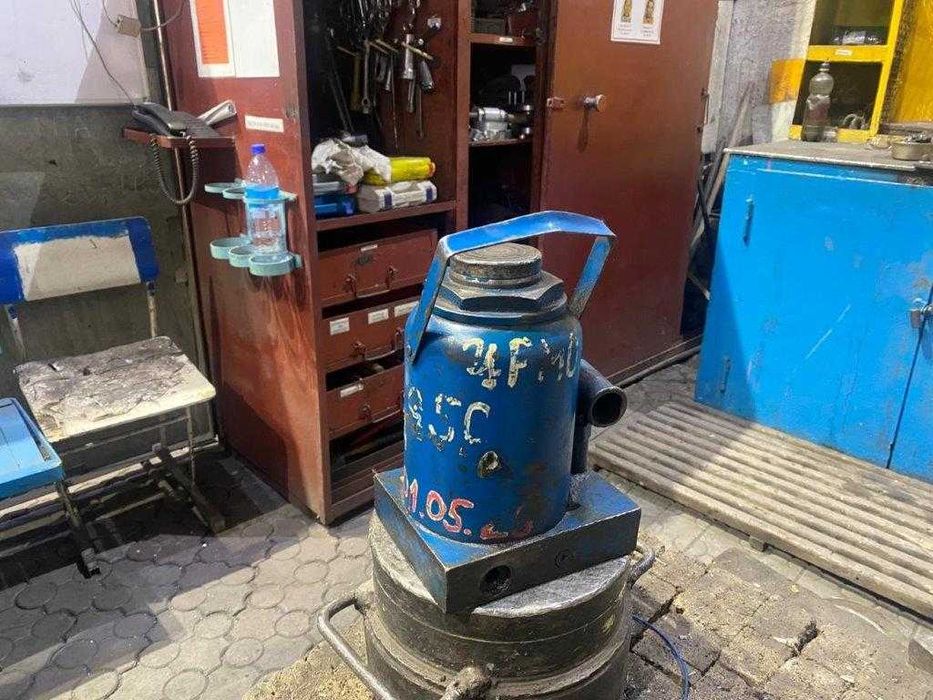 Домкрат ДА501М180 Автон.50т