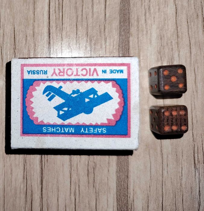 Игральные кубики зарики зары