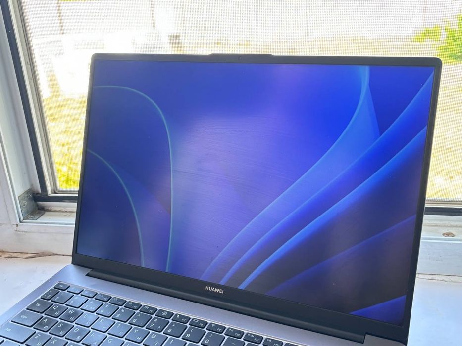 Huawei Matebook D16 Intel i5