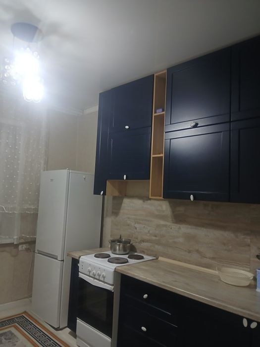 2  КОМНАТНАЯ  посуточно