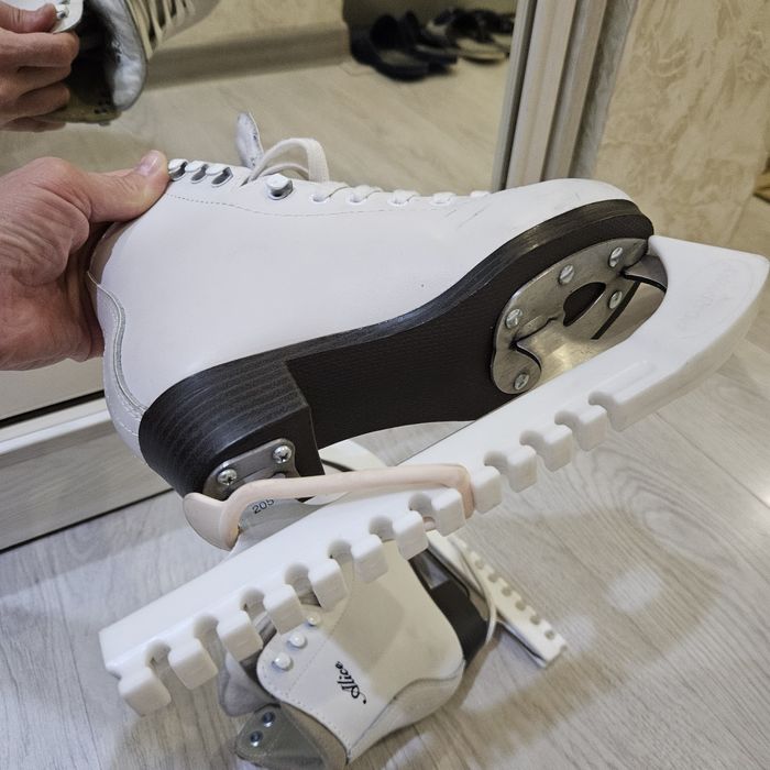 Коньки для девочек