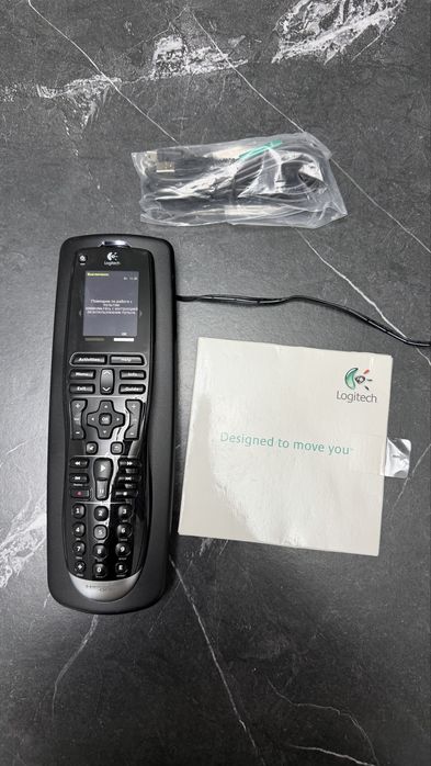 Универсальный пульт Logitech Harmony One