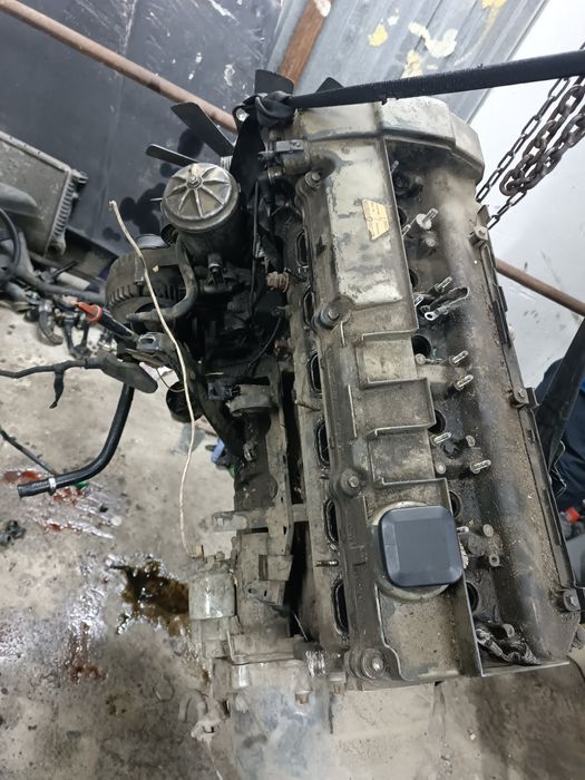 Продам двигатель м50б25