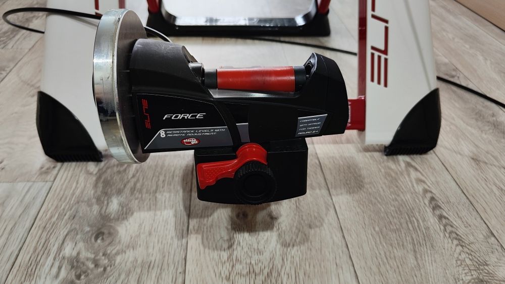 Станок велосипедный Elite Novo Force