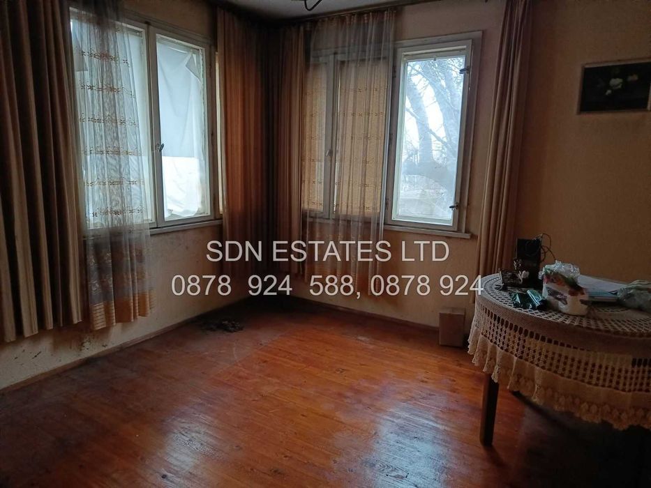 Продава се Къща в Казанлък - 200 кв.м за 1050 €/кв.м - Снимка #4