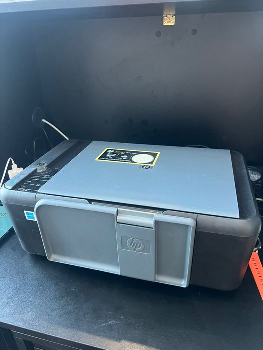 Принтер Deskjet F2420