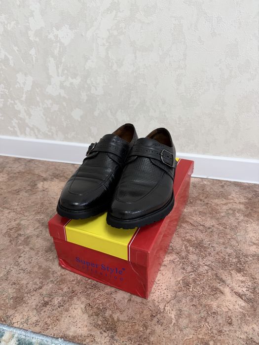 Продается классическая обувь