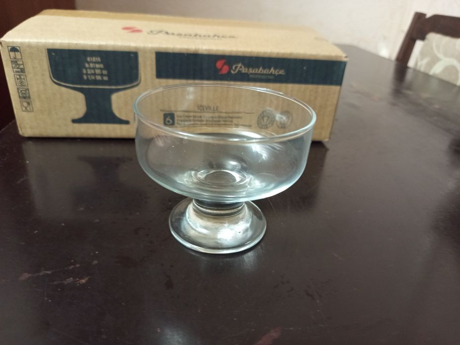 Чашки для мороженого