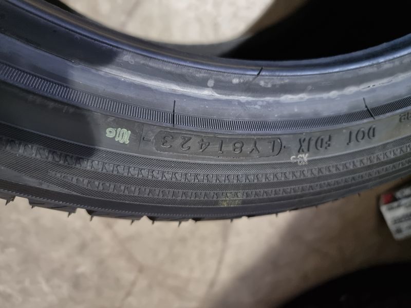 245/40/18 YOKOHAMA 4бр