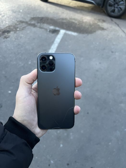 iPhone 12 pro black